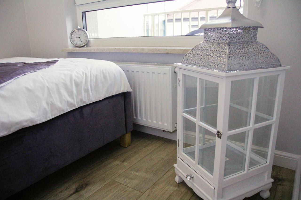 Apartament W Centrum-Garaz Келце Екстериор снимка